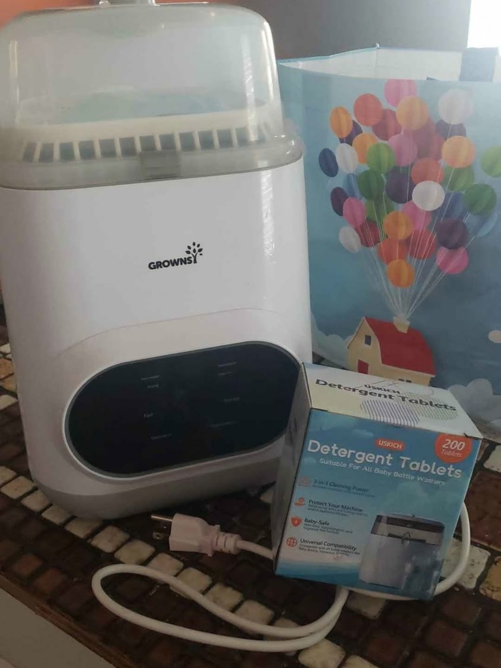 White Baby Bottle Sterilizer with Detergent Tablets